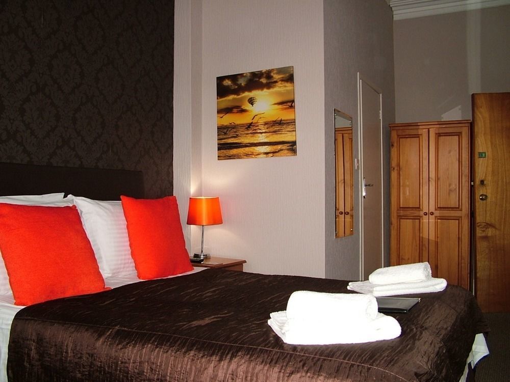 The Chesterfield, (adults Only) 3* Torquay